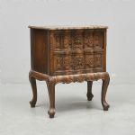 1358 1549 CHEST OF DRAWERS